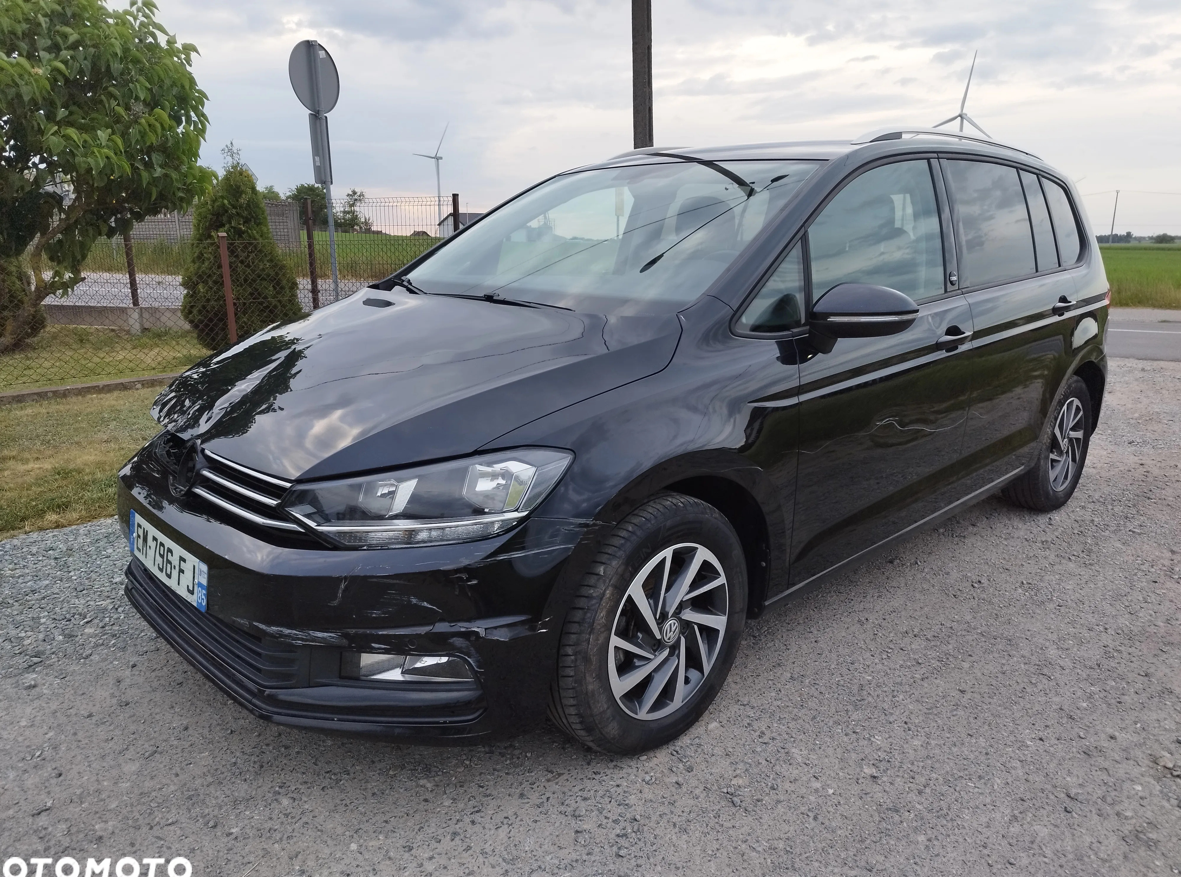 wielkopolskie Volkswagen Touran cena 34900 przebieg: 149000, rok produkcji 2017 z Kępno